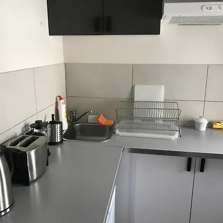 Good Juju Private & Basic Stary Rynek Apartment *